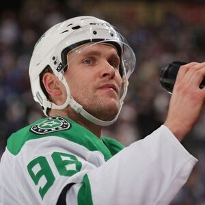 About me!! (ISOs/PRODUCT INTEREST PROVIDED)